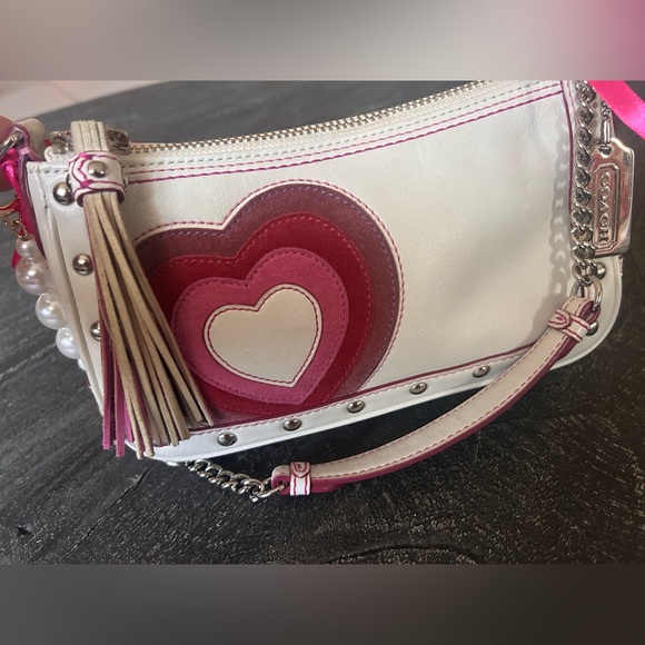 Coach Handbags - COACH RARE Y2K VINTAGE WHITE DEMI WITH PINK SUEDE HEART AND PINK STITCHING
